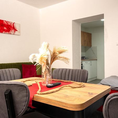 Serviceroom24 - Apartment 4 In Herten Wlan - Smart-Tv - 24-7 Check-In Und Kueche 외부 사진